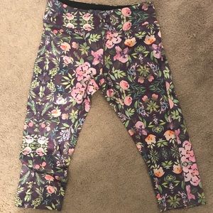 Lularoe jade workout crops